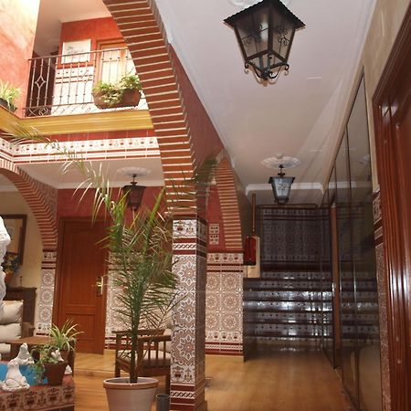 Hotel Esmeralda 오수나 외부 사진